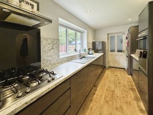 Kitchen- click for photo gallery